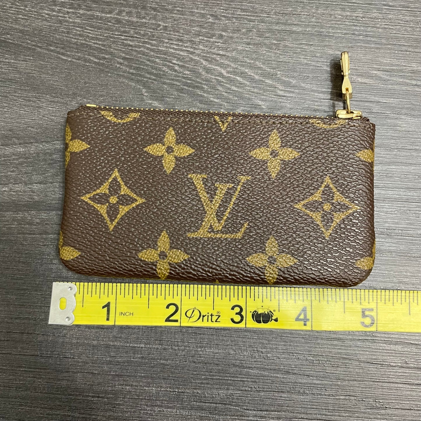 LOUIS VUITTON Monogram Coin Purse