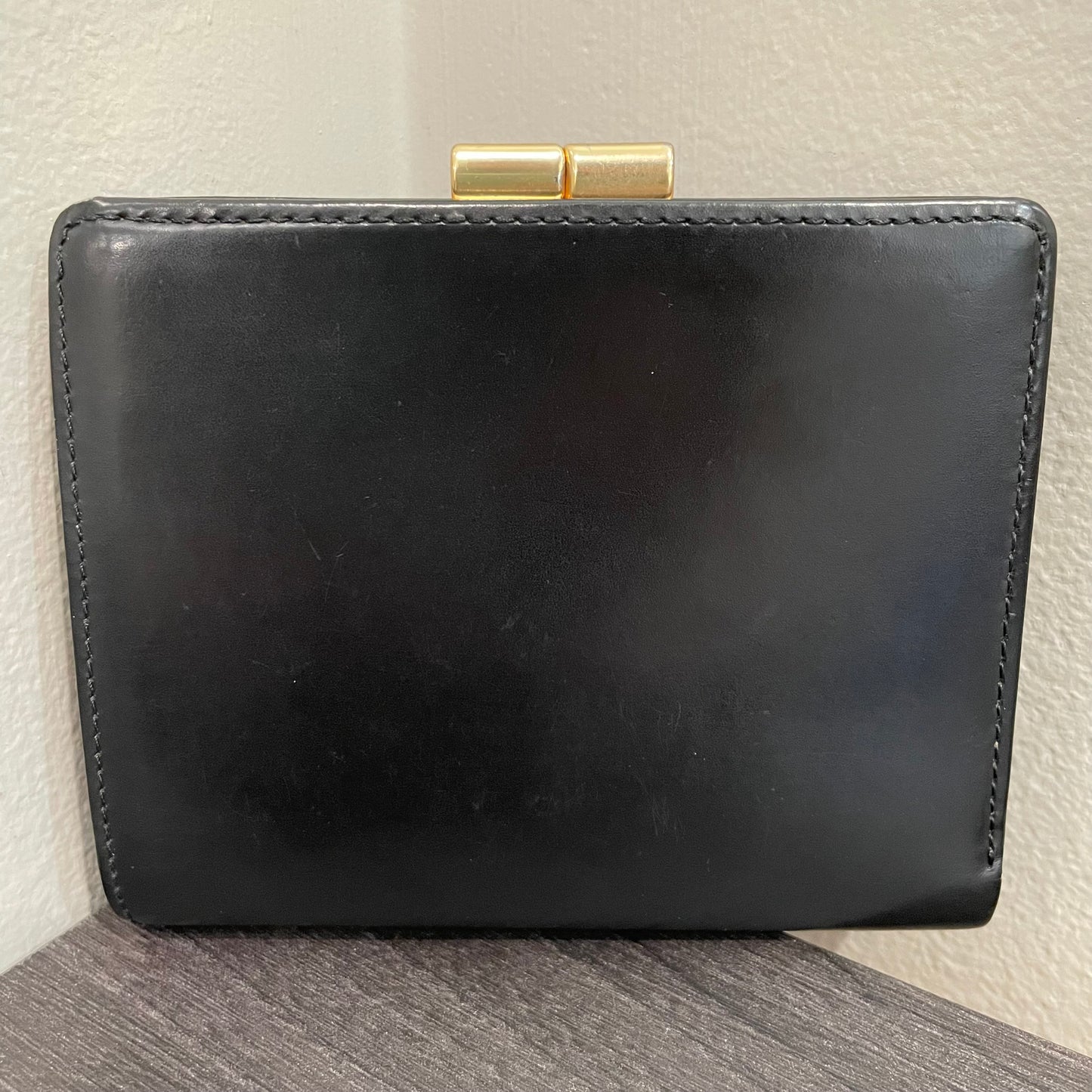 BURBERRY Patent Leather Wallet with Kiss Clasp