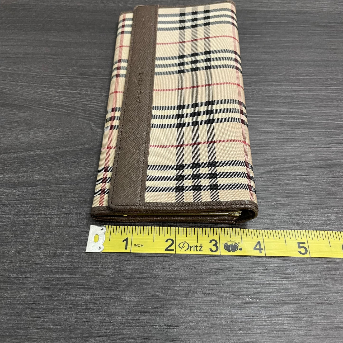 BURBERRY Canvas Brown Leather Wallet with Kiss Clasp