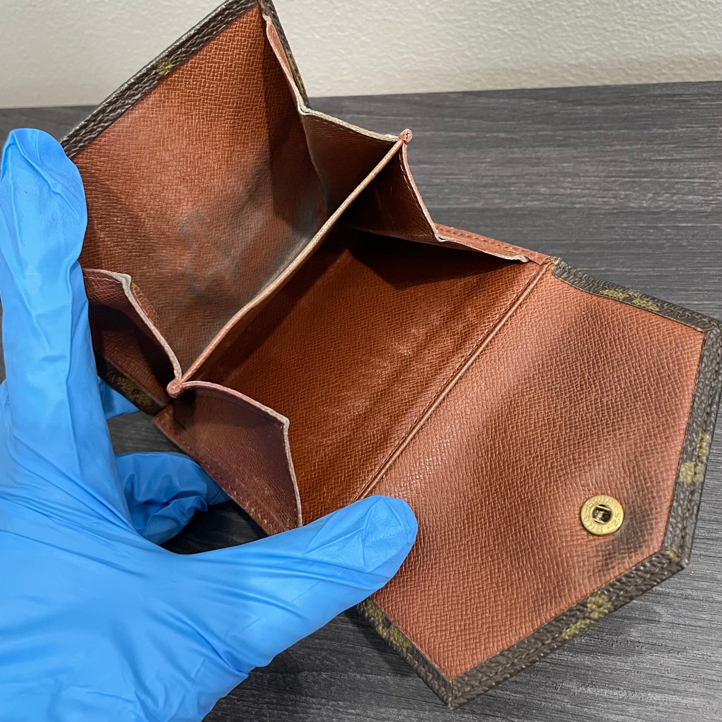 LOUIS VUITTON Monogram Wallet
