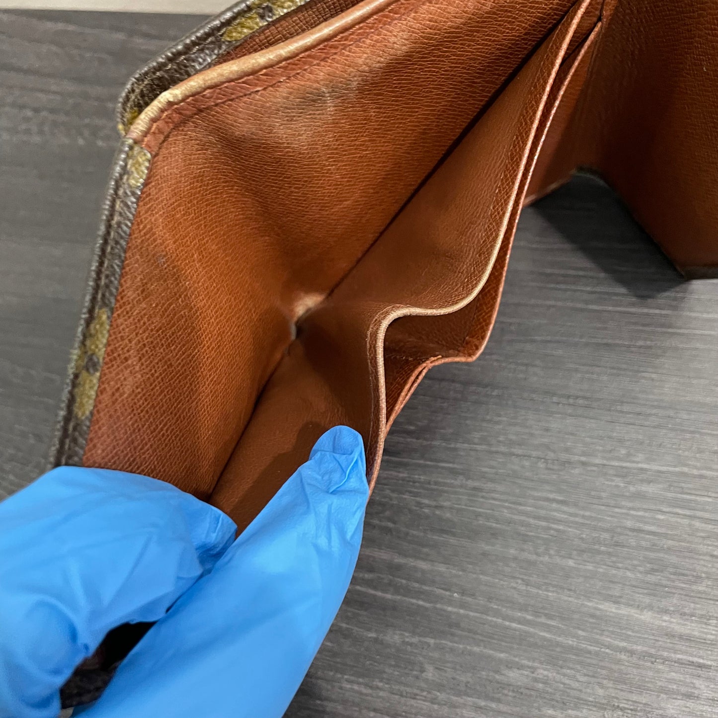 LOUIS VUITTON Monogram Wallet