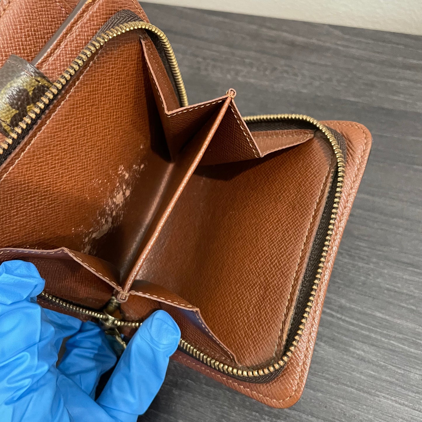LOUIS VUITTON Monogram Wallet