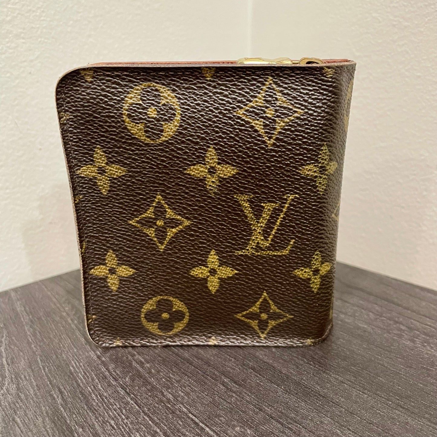 LOUIS VUITTON Monogram Wallet