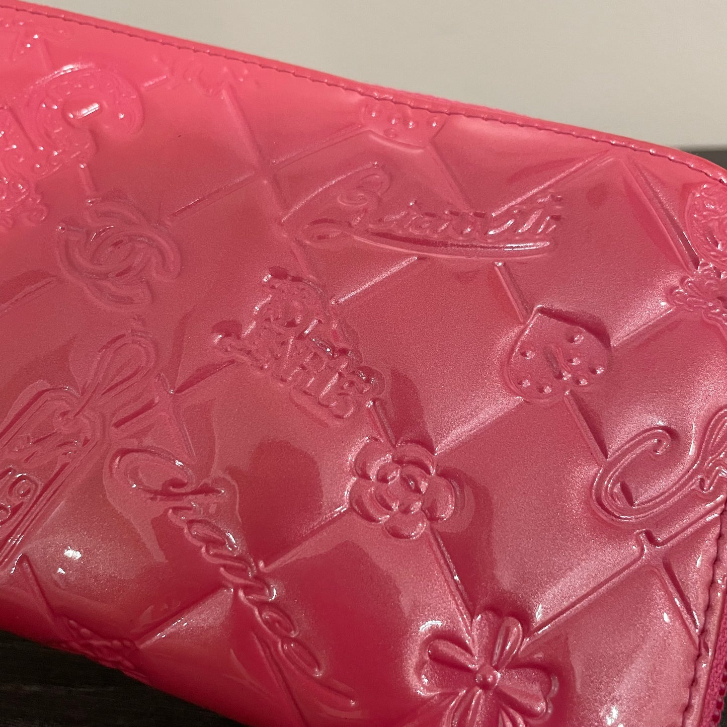 BUNDLE: CHANEL Wallet & FENDI Wallet