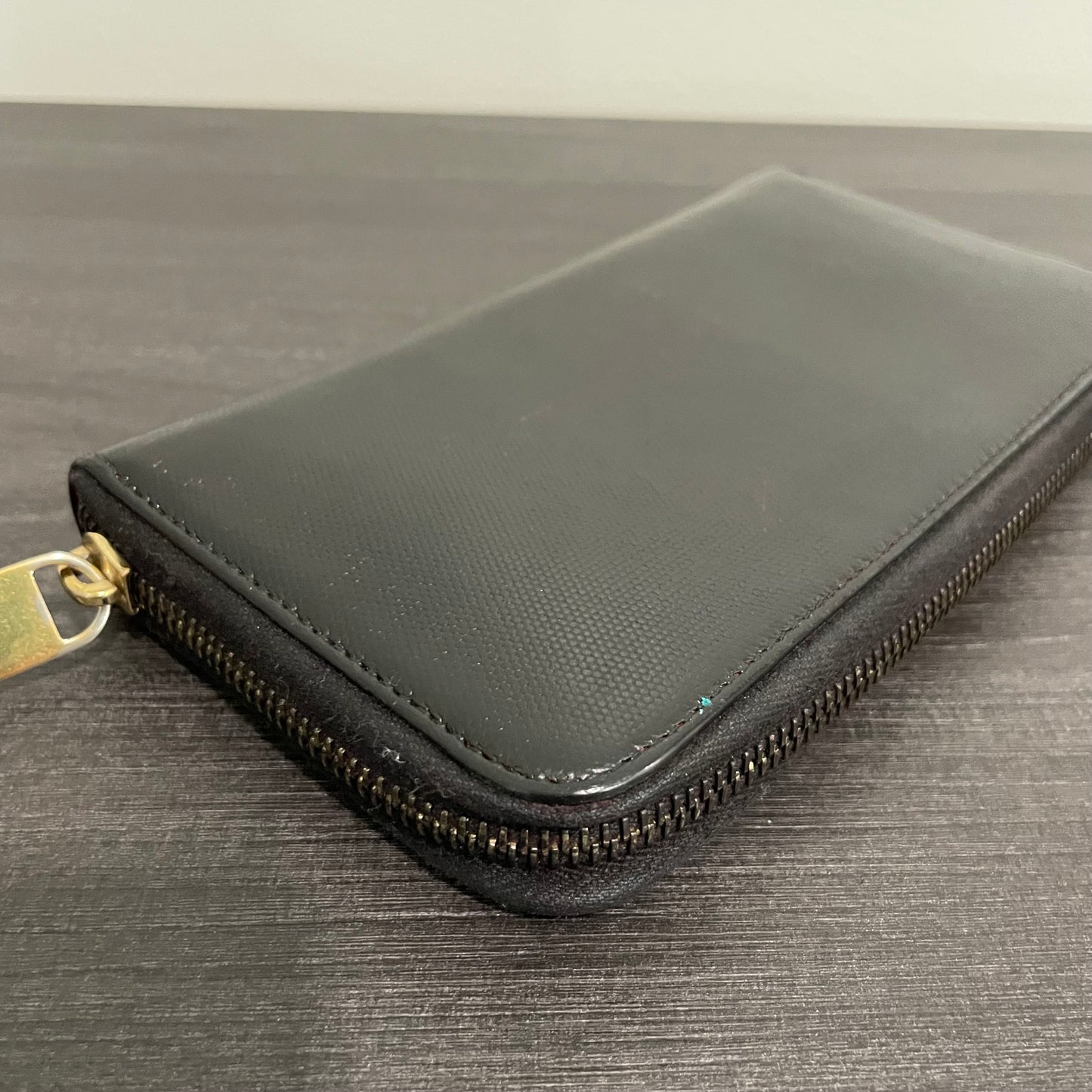 BUNDLE: CHANEL Wallet & FENDI Wallet