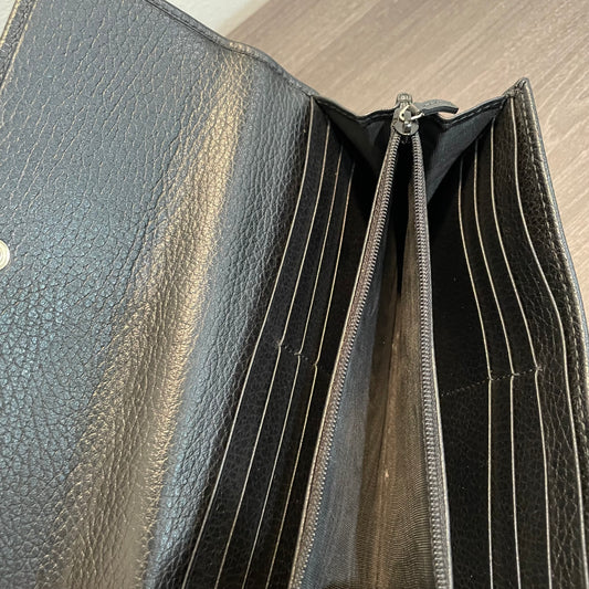 SOLD! Gucci Leather Wallet