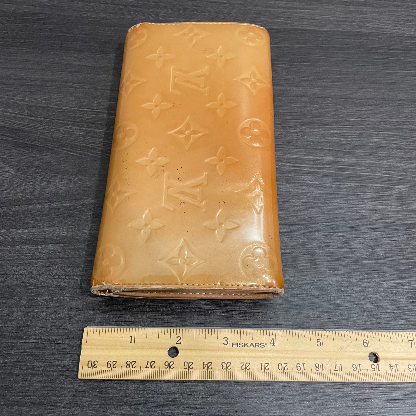 LOUIS VUITTON Vernis Gold Wallet