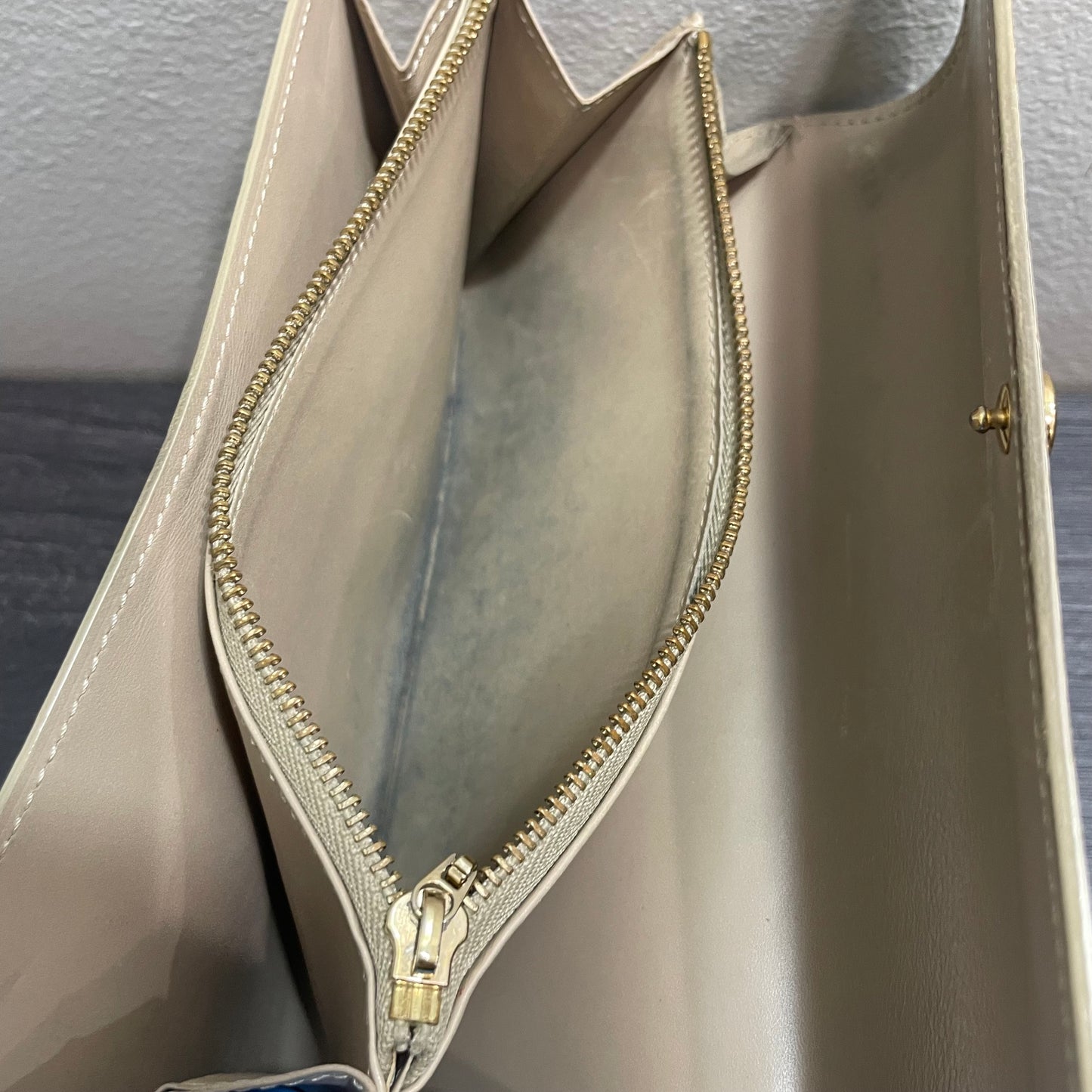 LOUIS VUITTON Vernis Vanilla Wallet