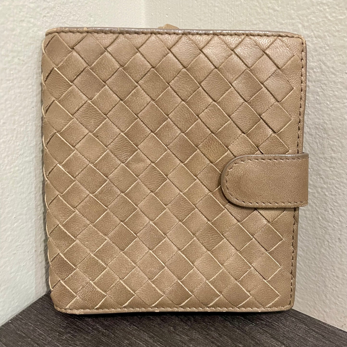 BOTTEGA VENETA Beige Weave Wallet