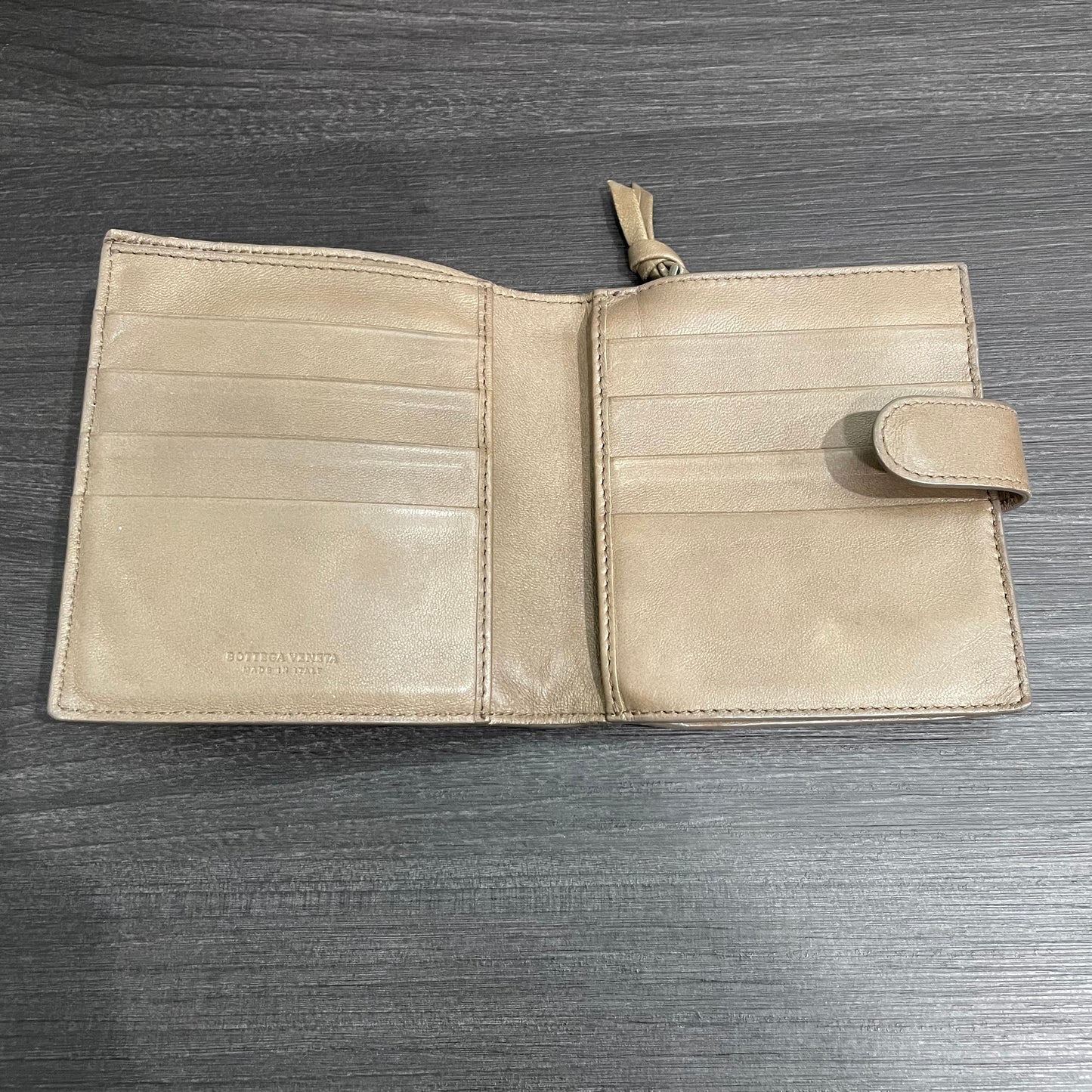 BOTTEGA VENETA Beige Weave Wallet