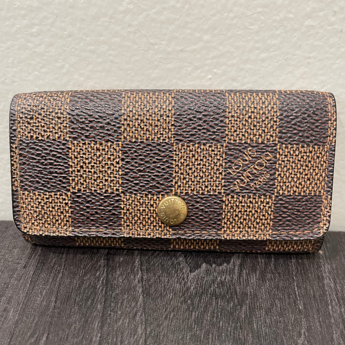 LOUIS VUITTON Damier Ebene Key Case (4 Rings)
