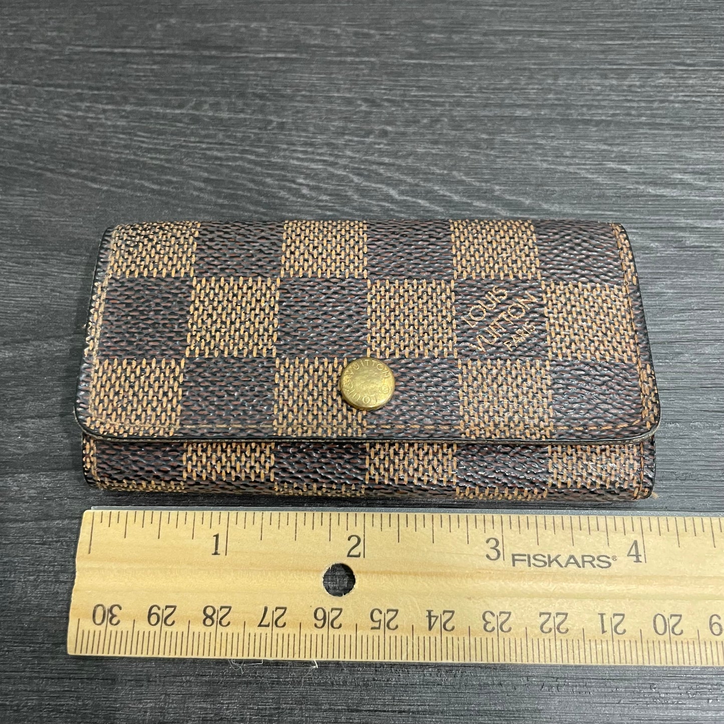 LOUIS VUITTON Damier Ebene Key Case (4 Rings)