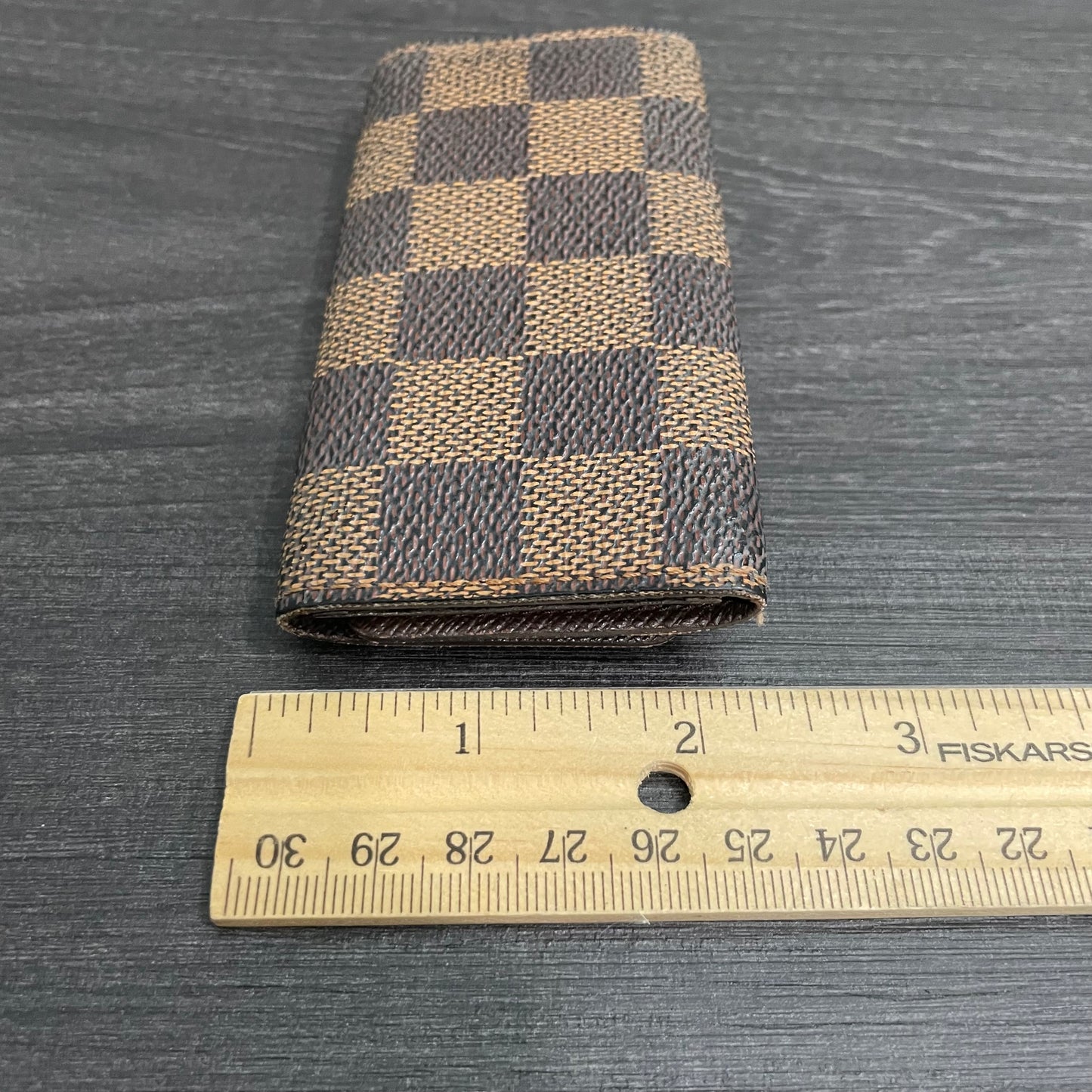 LOUIS VUITTON Damier Ebene Key Case (4 Rings)