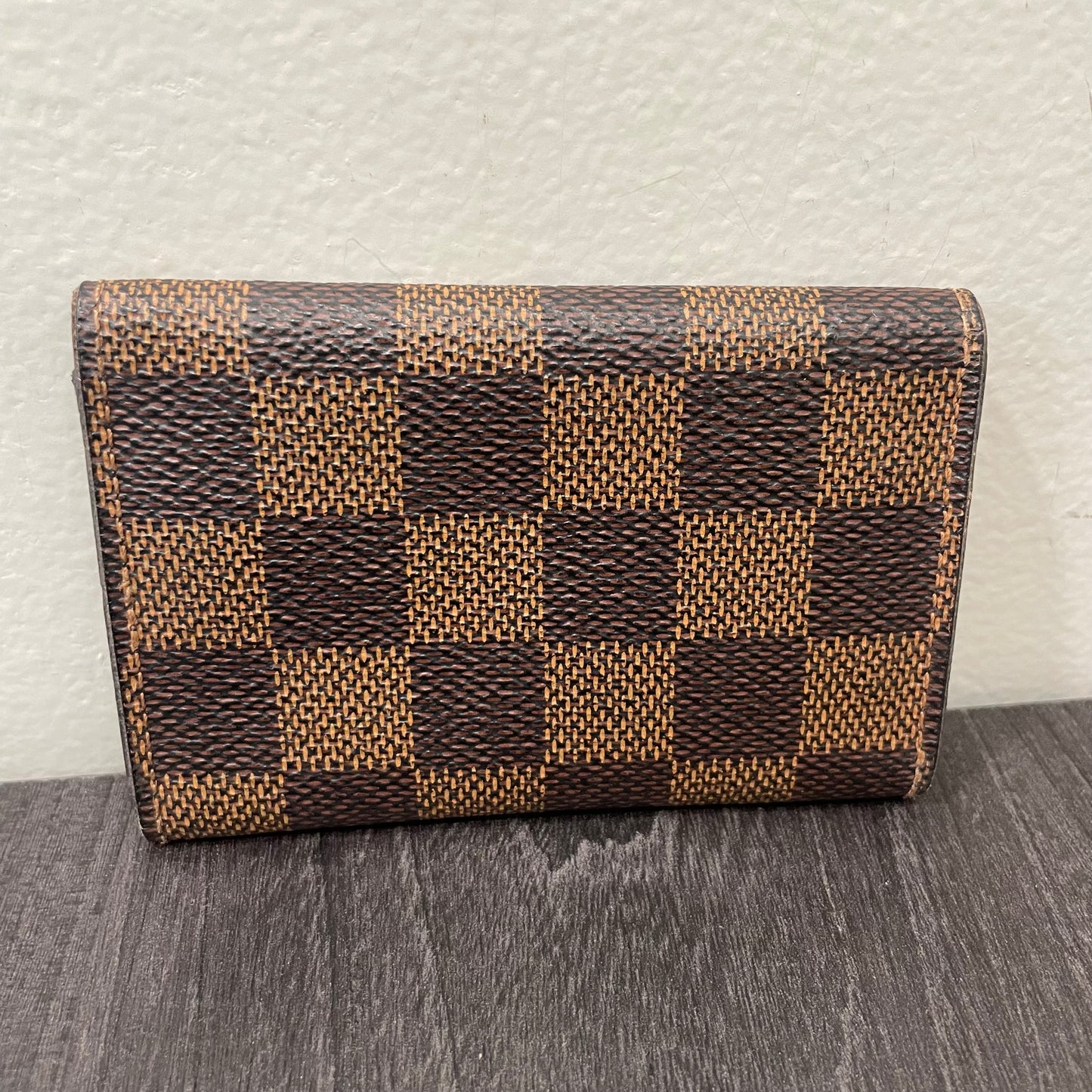 LOUIS VUITTON Damier Ebene Key Case (6 Rings)