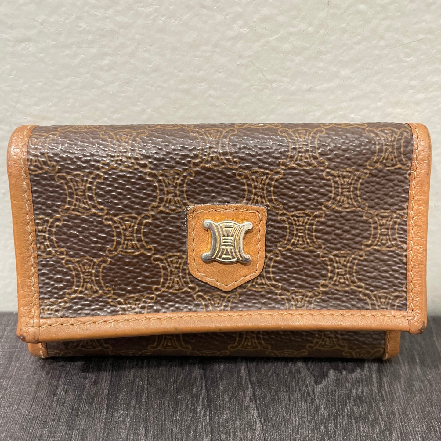 CELINE Leather Key Case (6 Rings)