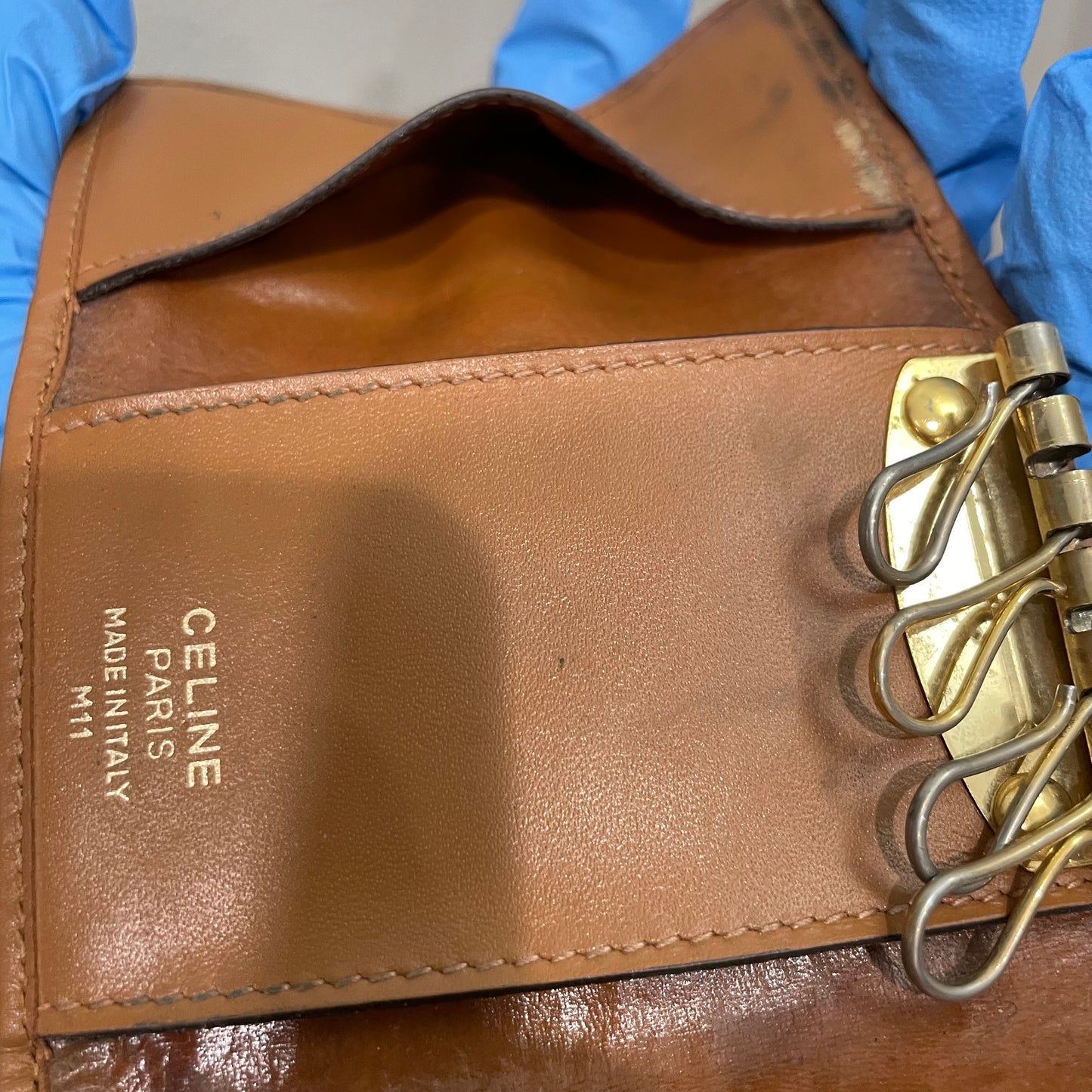 CELINE Leather Key Case (6 Rings)