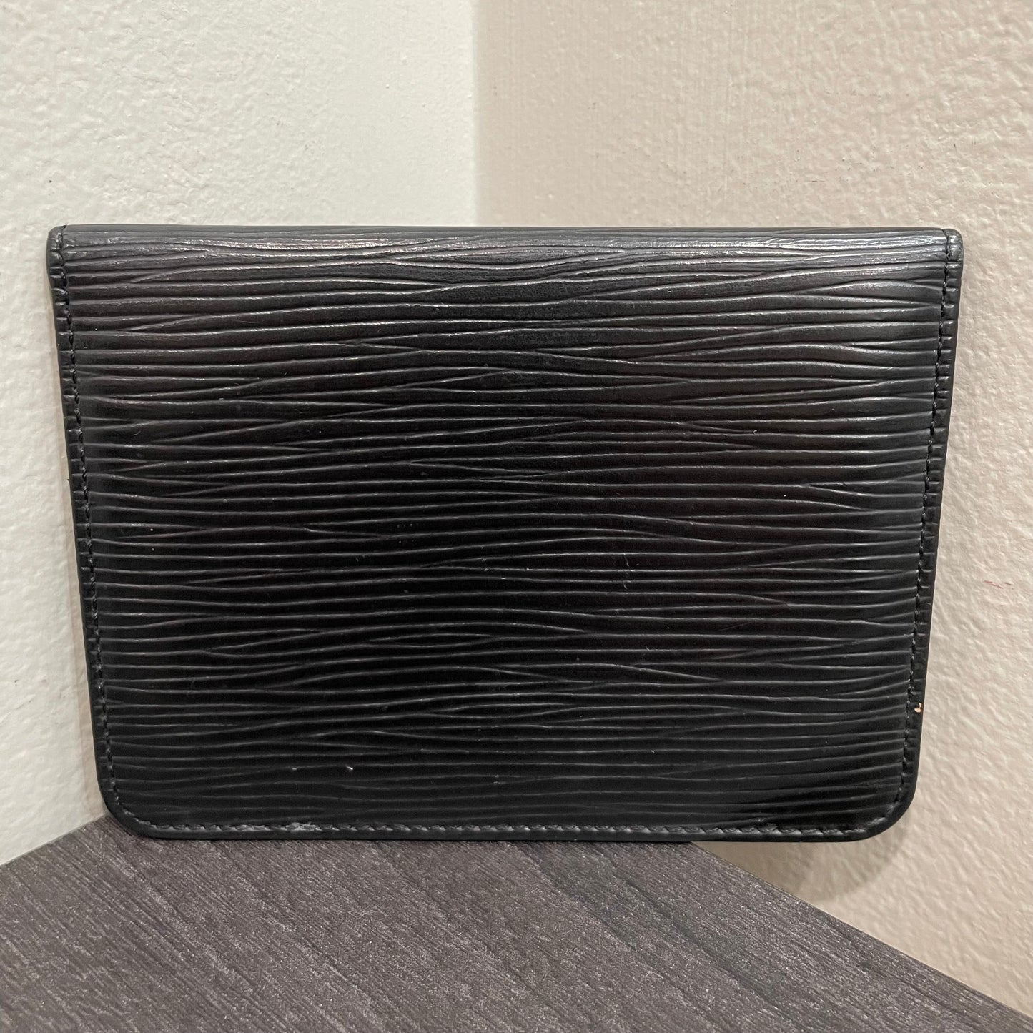 LOUIS VUITTON Black Epi Card Case