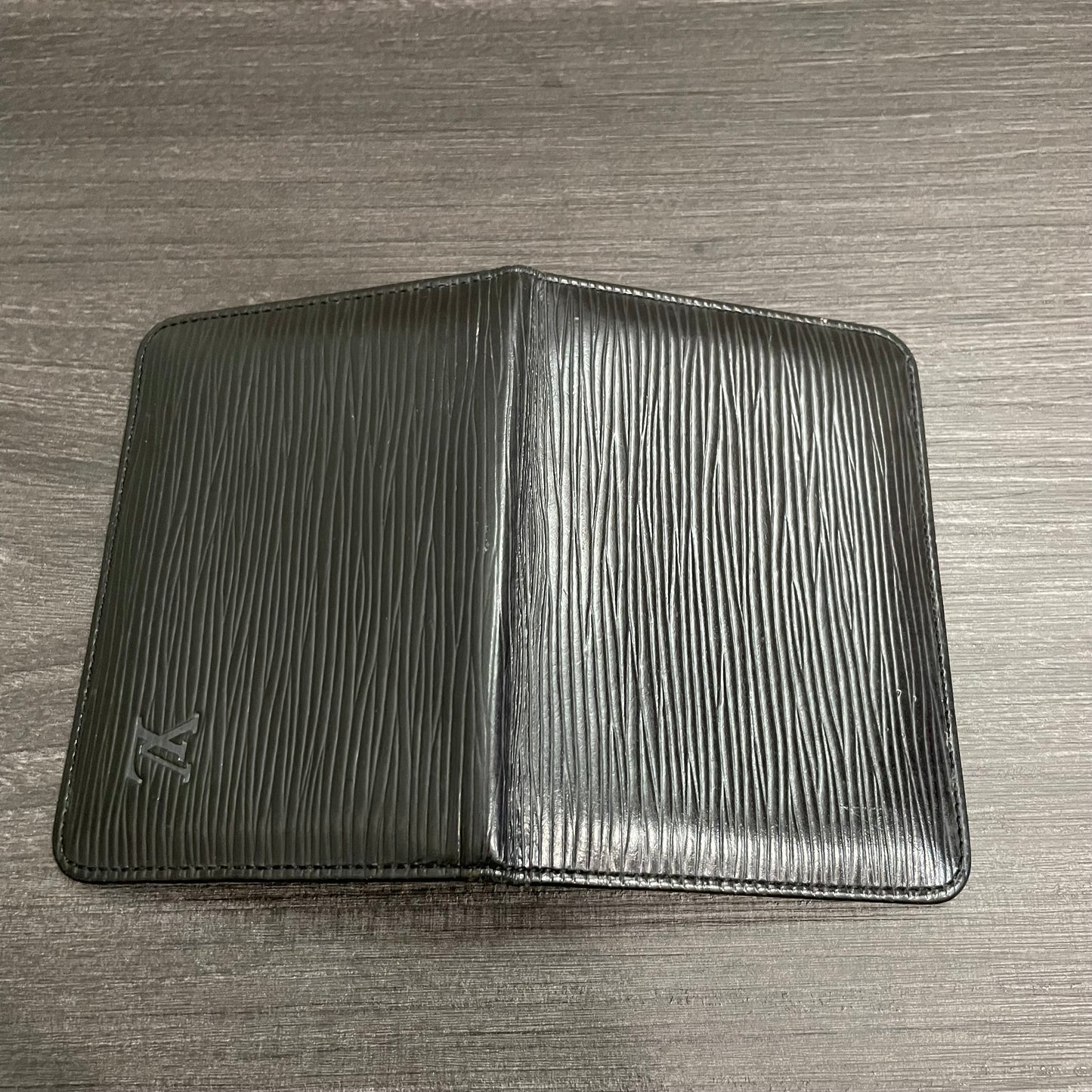 LOUIS VUITTON Black Epi Card Case