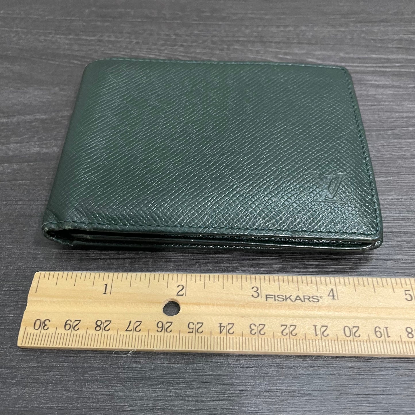 LOUIS VUITTON Green Leather Men's Wallet