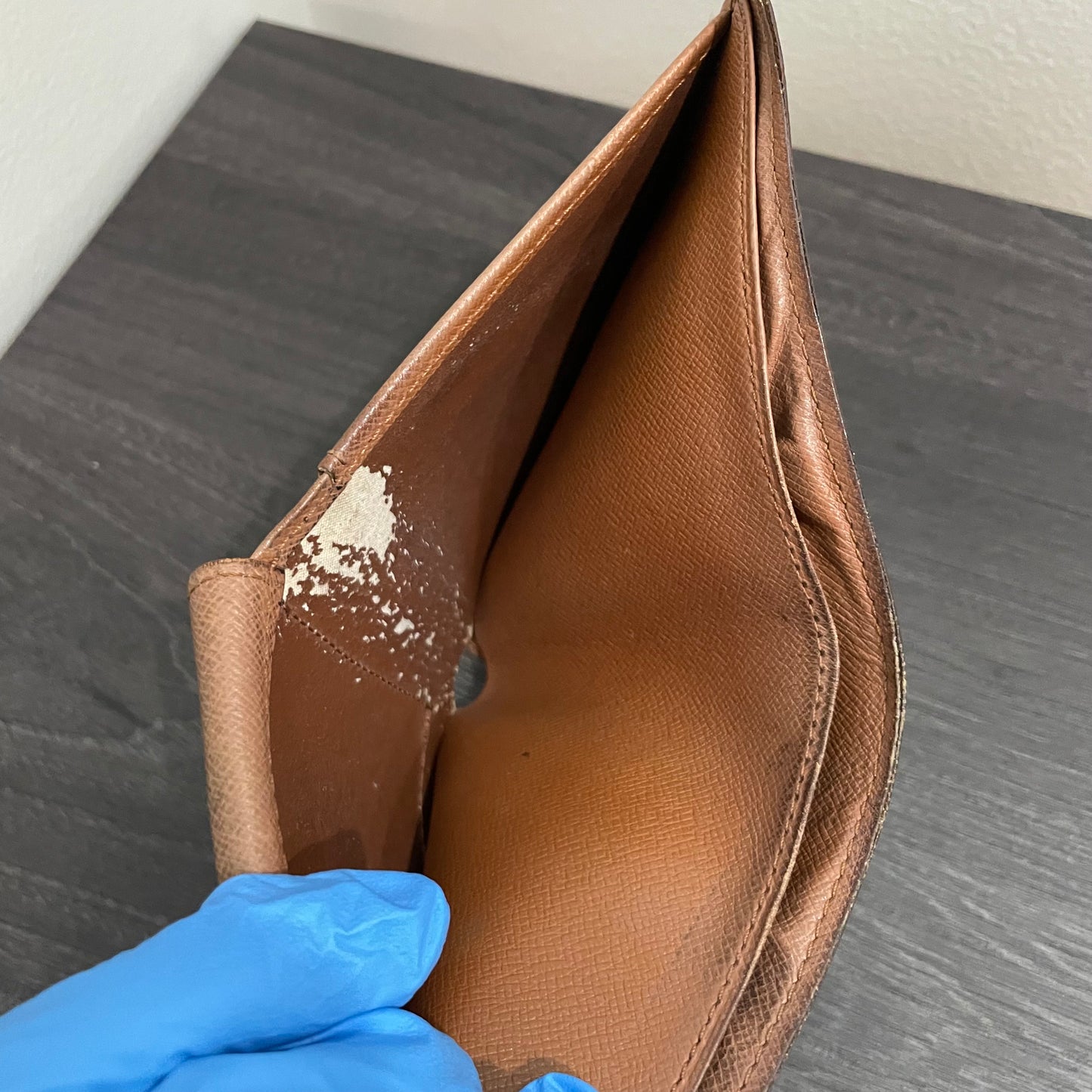 LOUIS VUITTON Monogram Men's Wallet