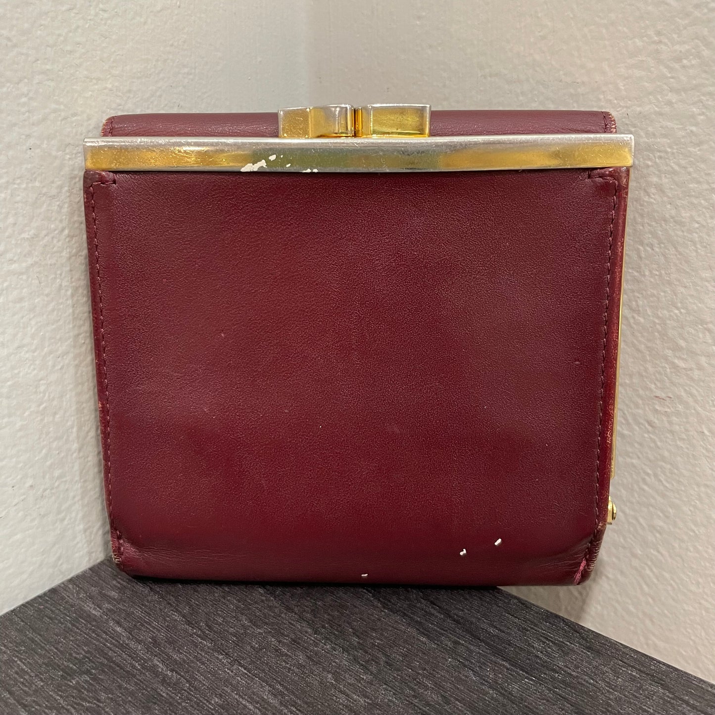 CARTIER Leather Wallet with Kiss Clasp