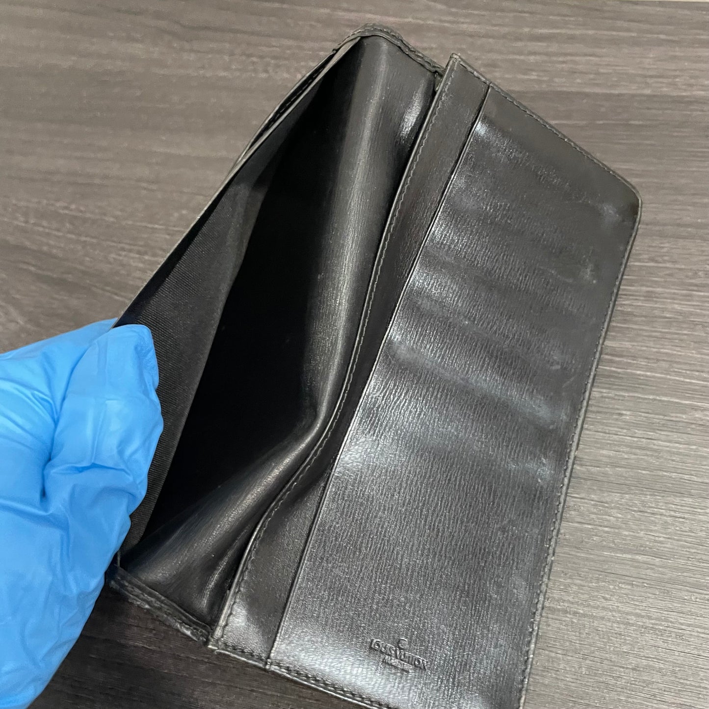 LOUIS VUITTON Black Epi Checkbook Holder