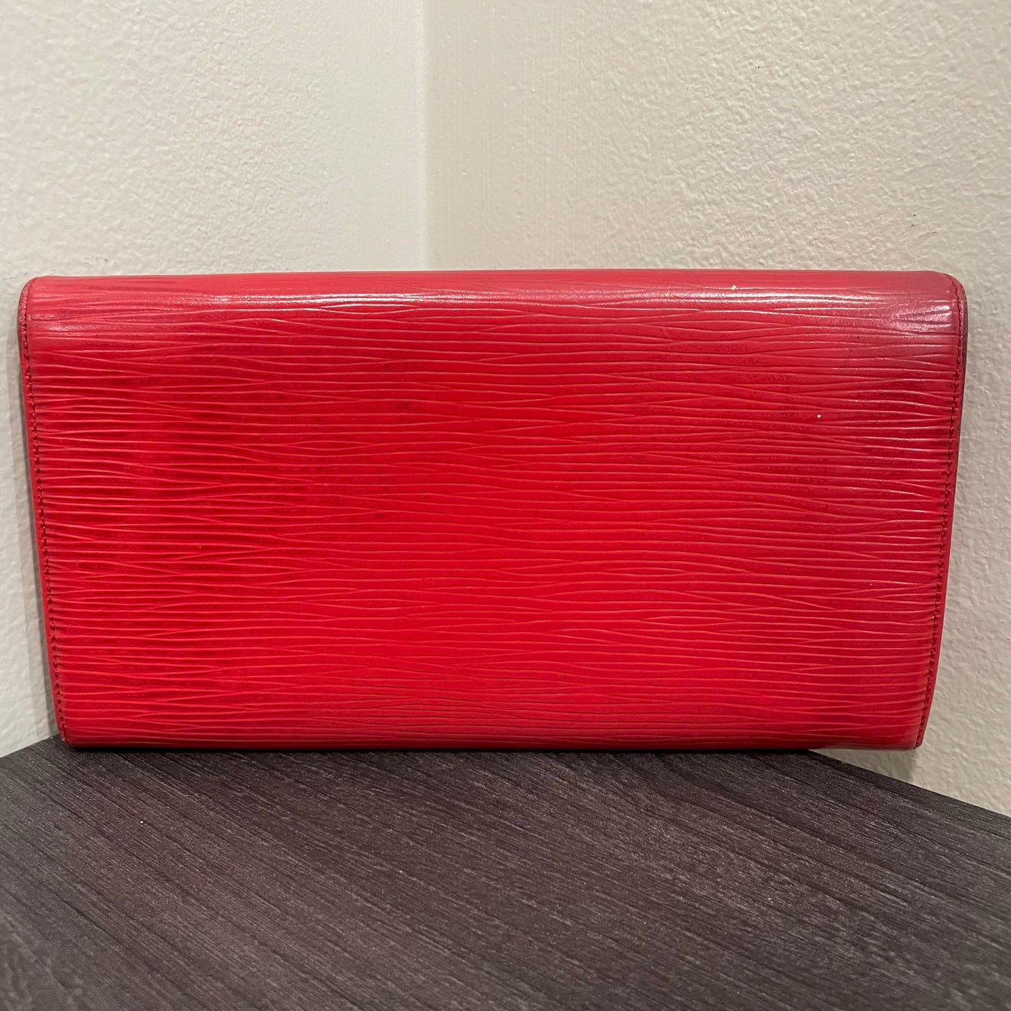 LOUIS VUITTON Red Epi Leather Wallet
