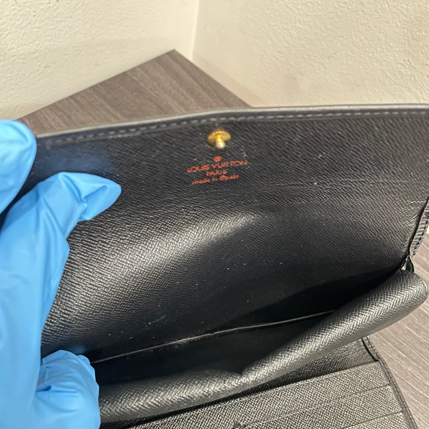 LOUIS VUITTON Black Epi Leather Wallet