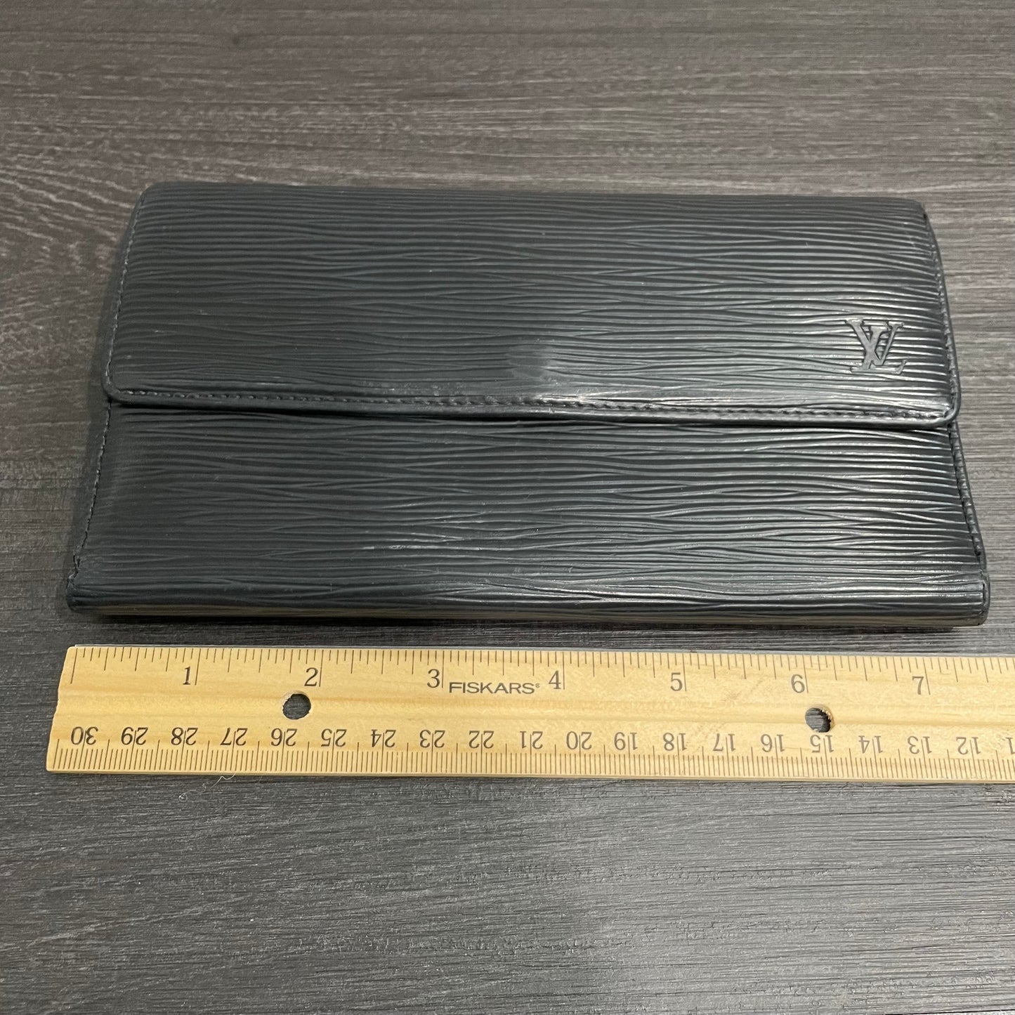 LOUIS VUITTON Black Epi Leather Wallet