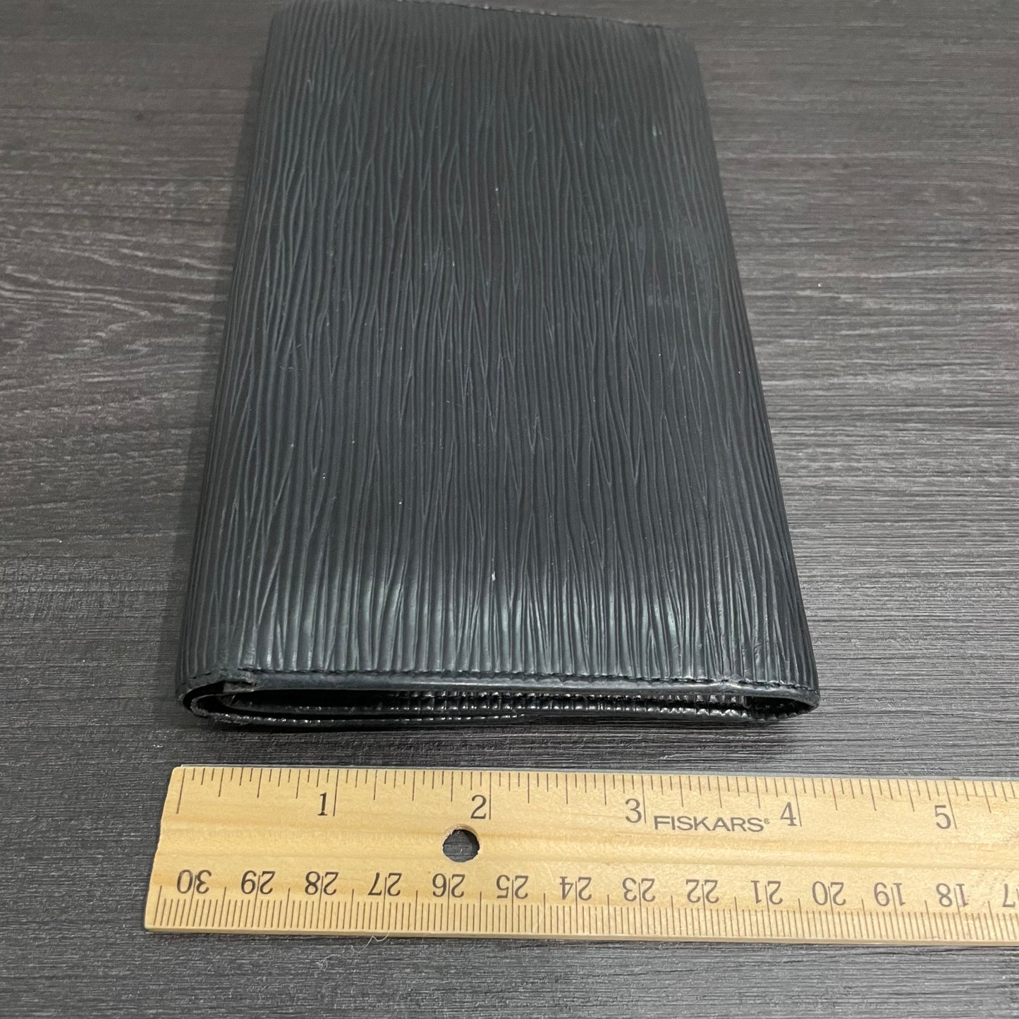 LOUIS VUITTON Black Epi Leather Wallet