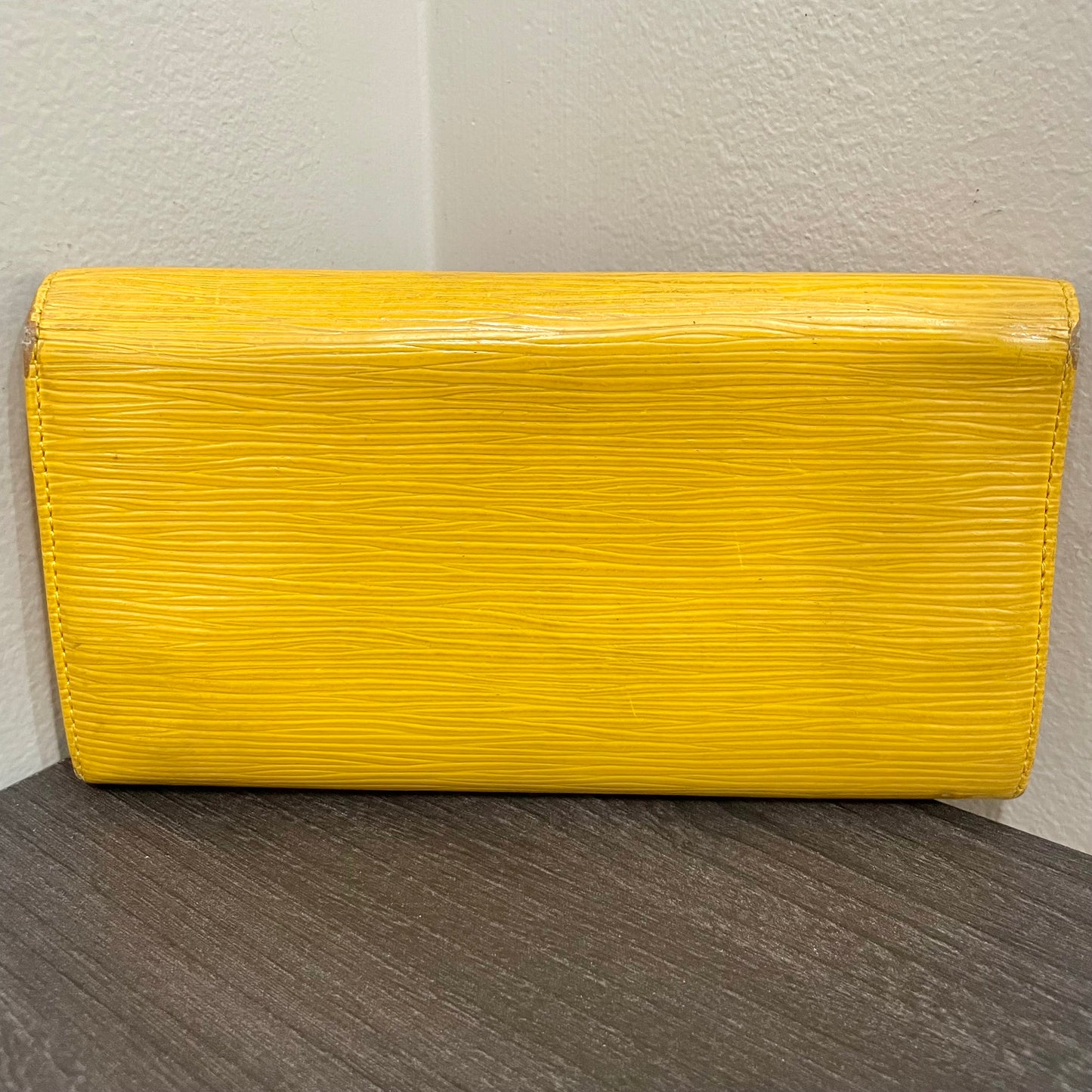 LOUIS VUITTON Yellow Epi Leather Wallet