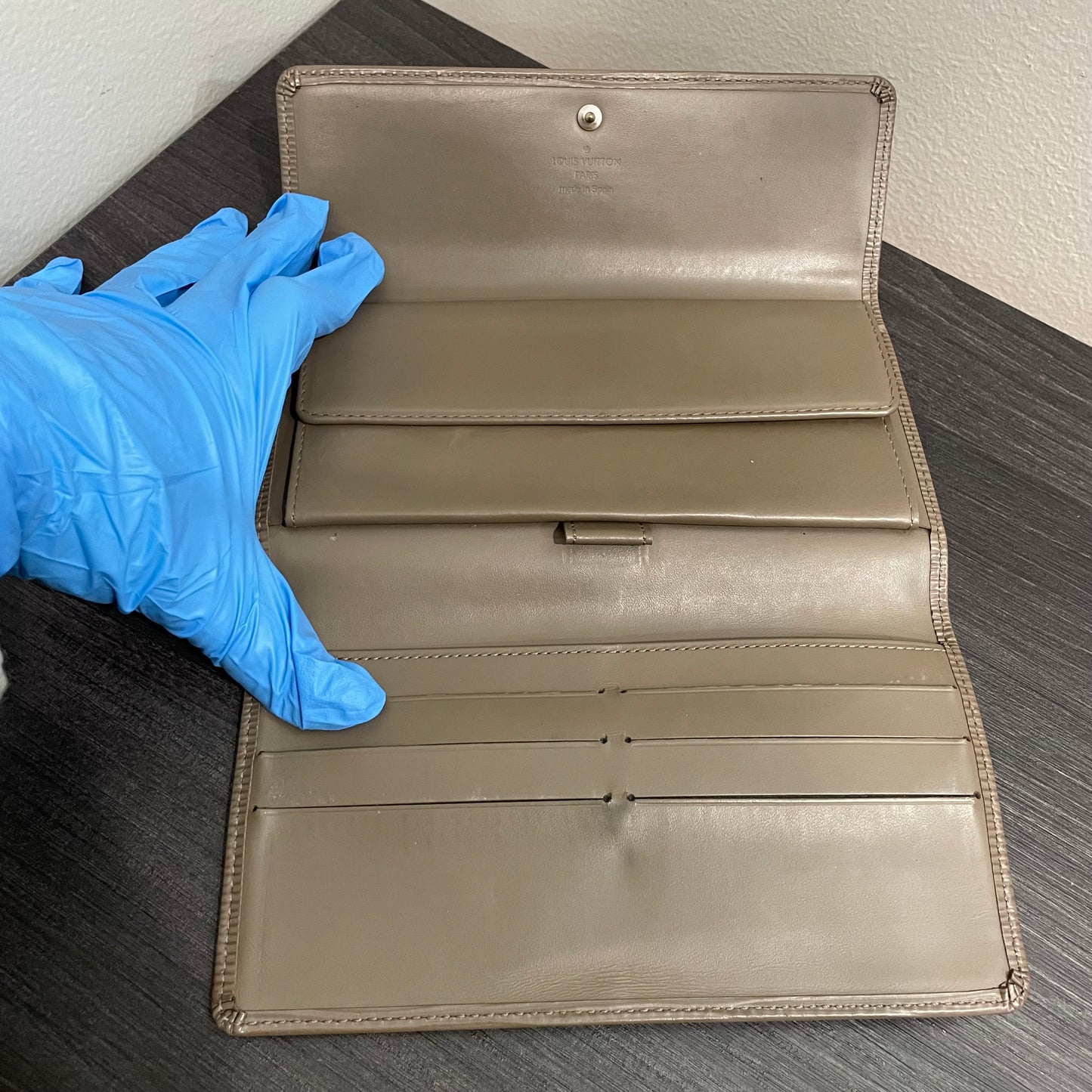 LOUIS VUITTON Gray Epi Leather Wallet