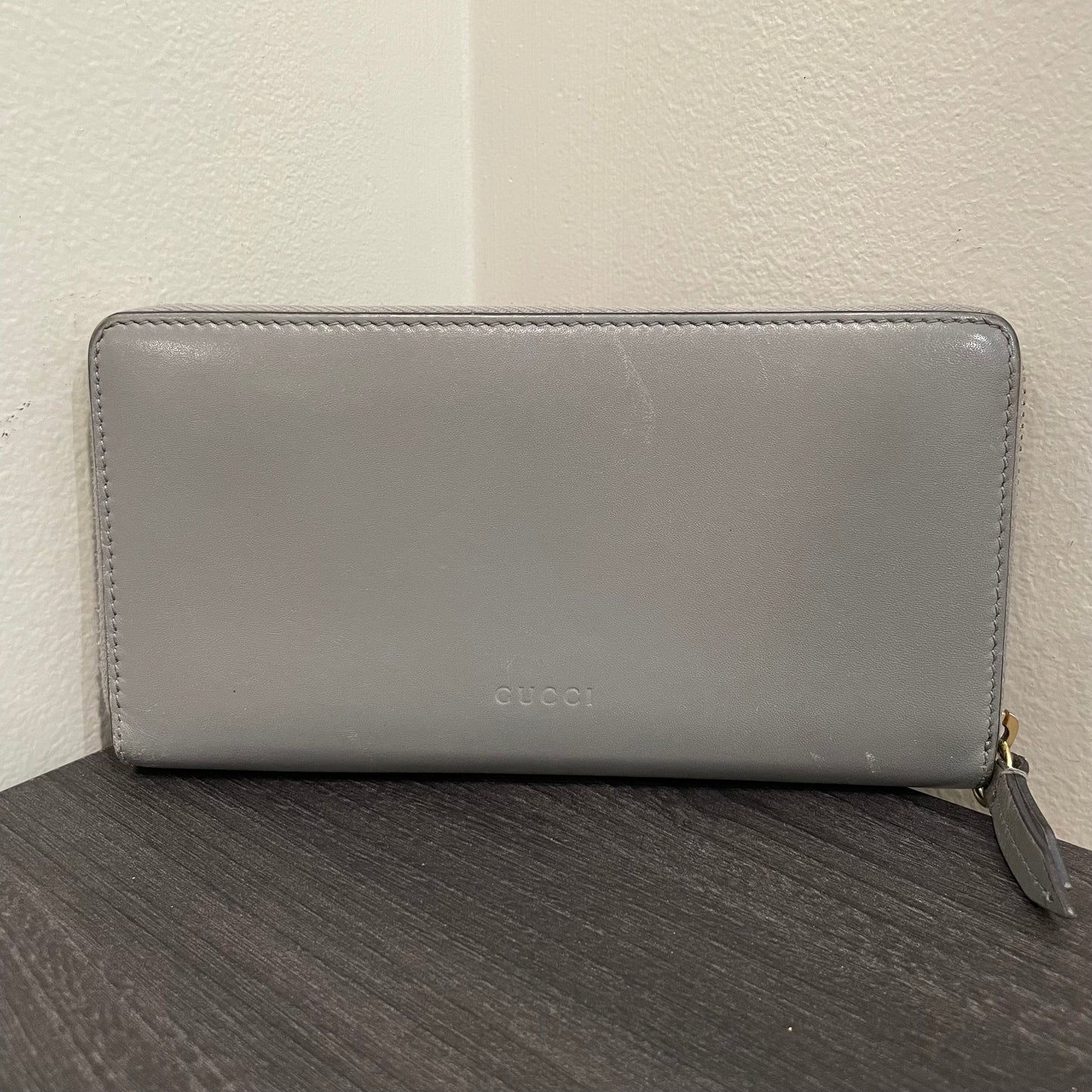 GUCCI Gray Leather Zippy Wallet