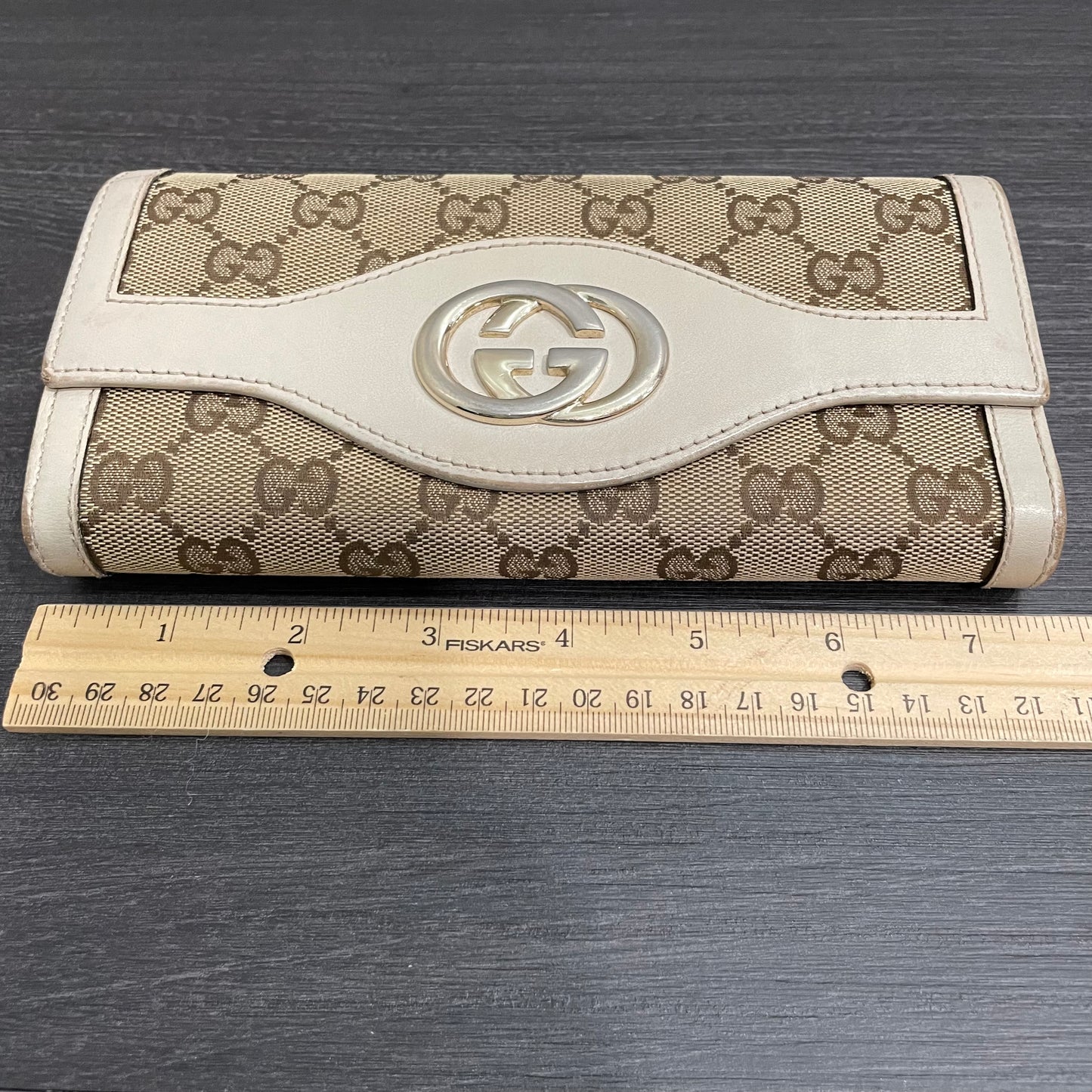 GUCCI GG Canvas Wallet
