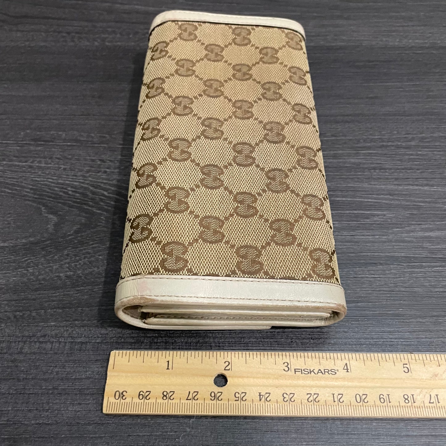 GUCCI GG Canvas Wallet
