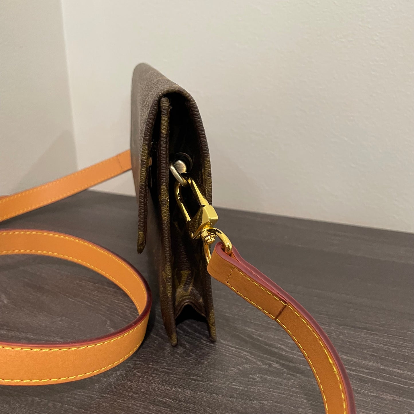 SOLD! Louis Vuitton Monogram Pochette