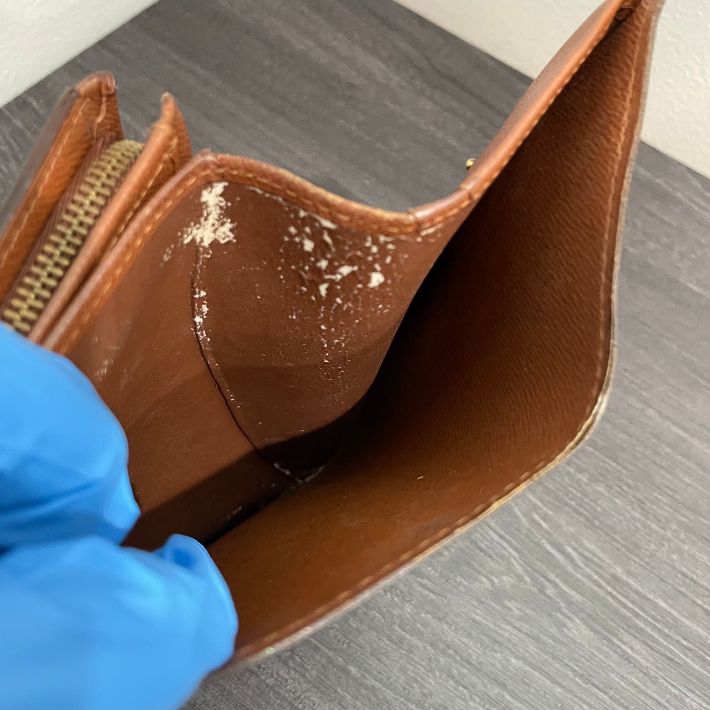 LOUIS VUITTON Monogram Wallet