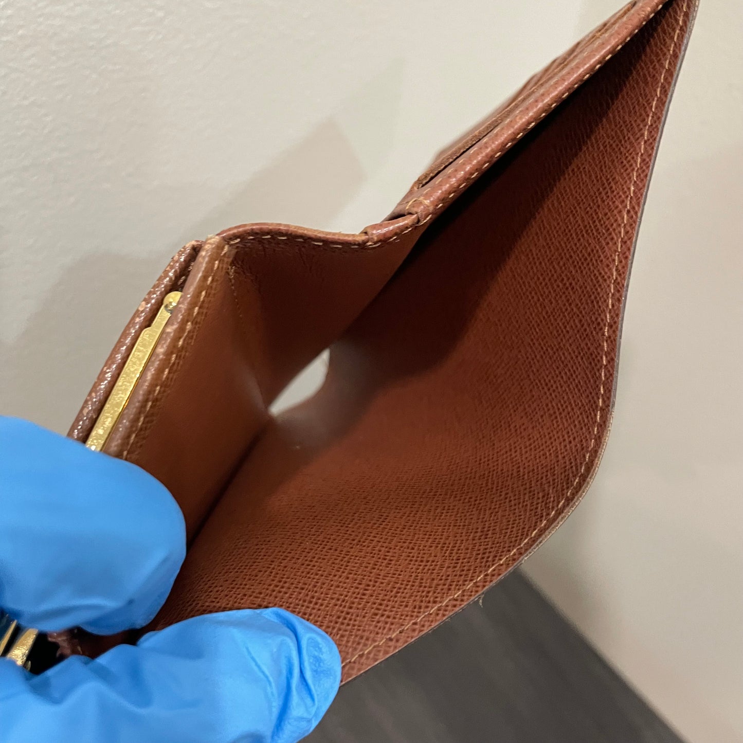 LOUIS VUITTON Monogram Wallet