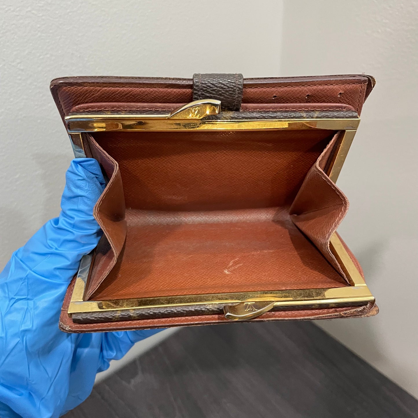 LOUIS VUITTON Monogram Wallet