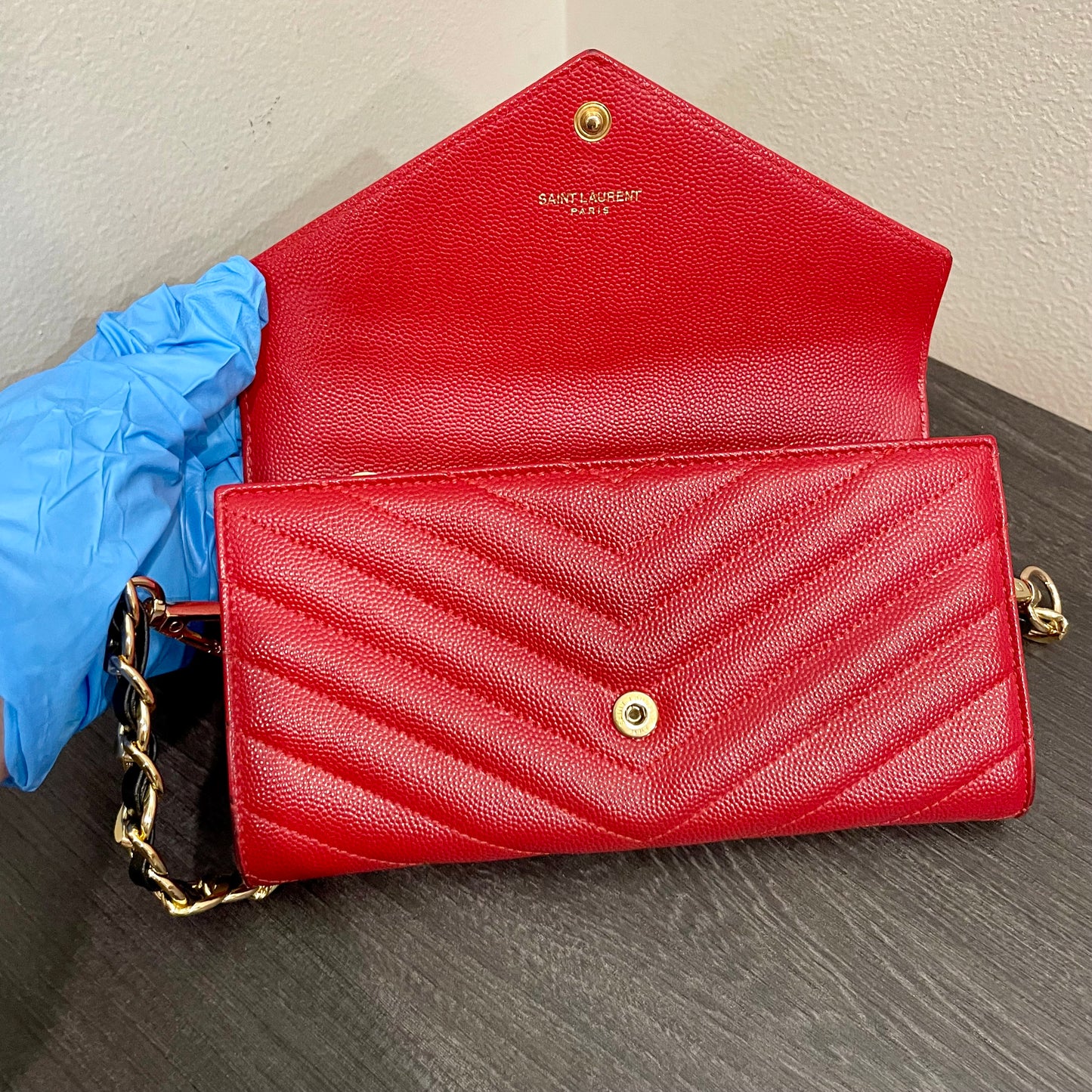 YVES SAINT LAURENT YSL Caviar Wallet on Chain