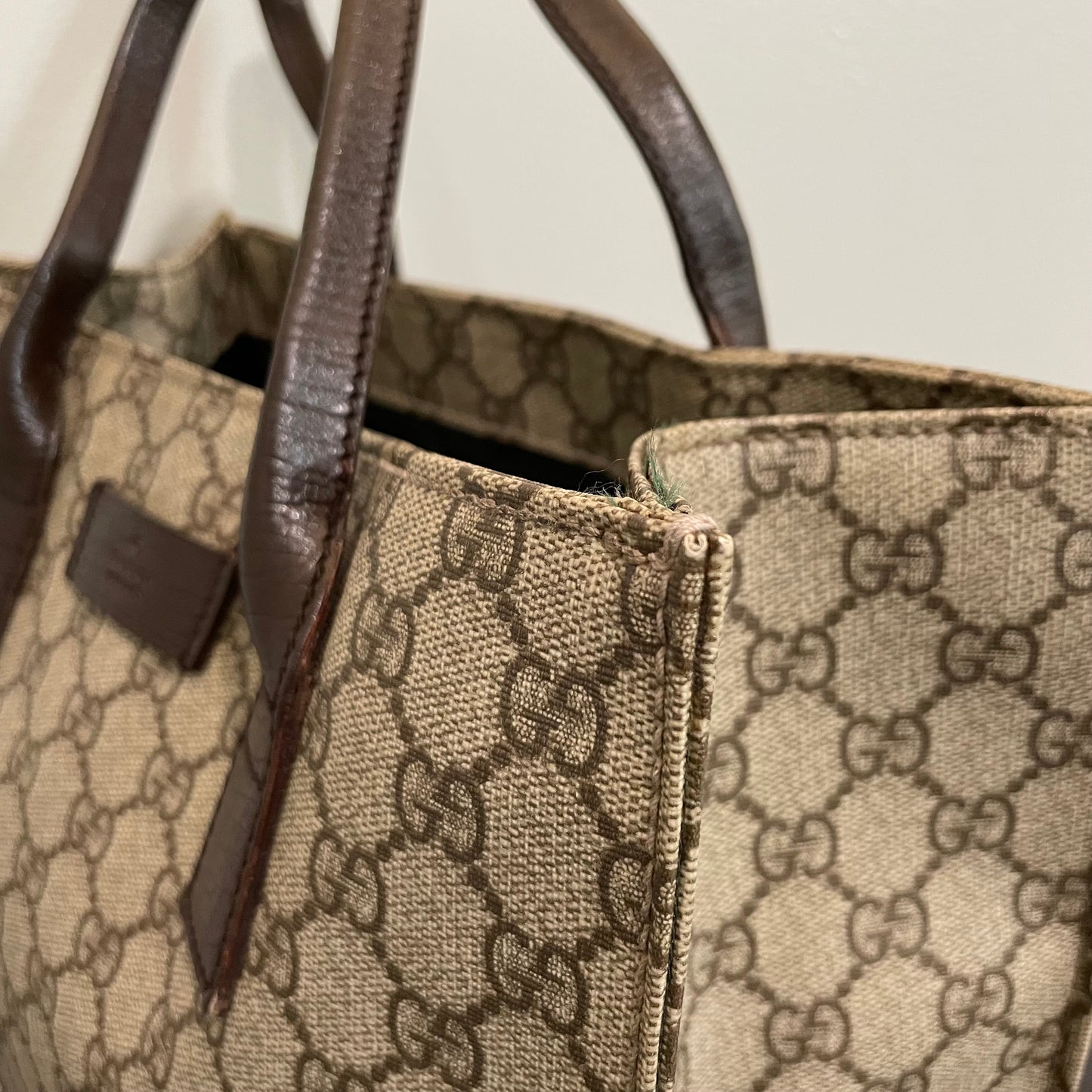 SOLD! Gucci Tote