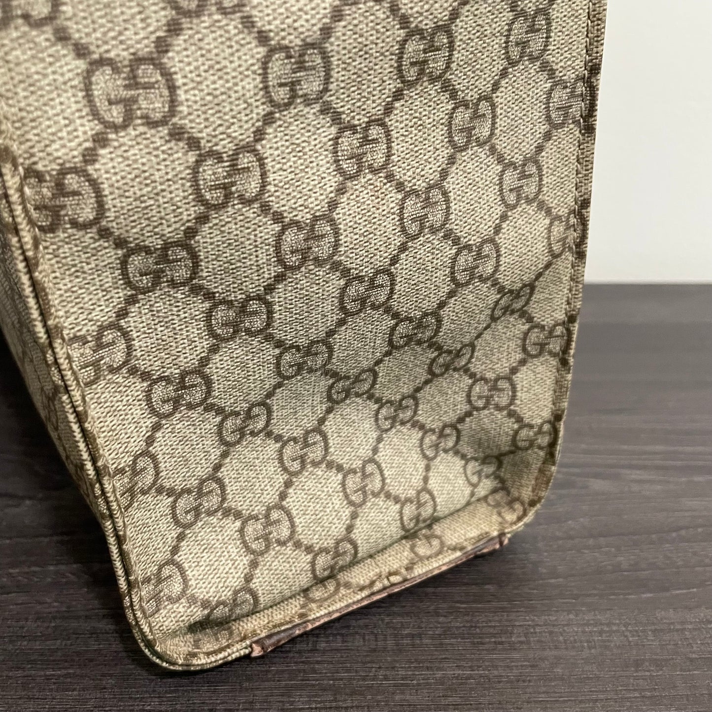 SOLD! Gucci Tote