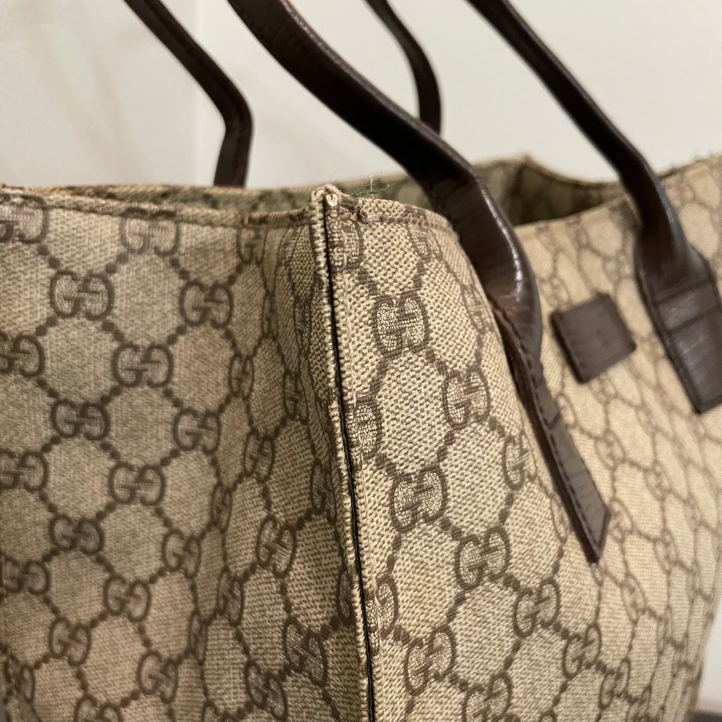 SOLD! Gucci Tote