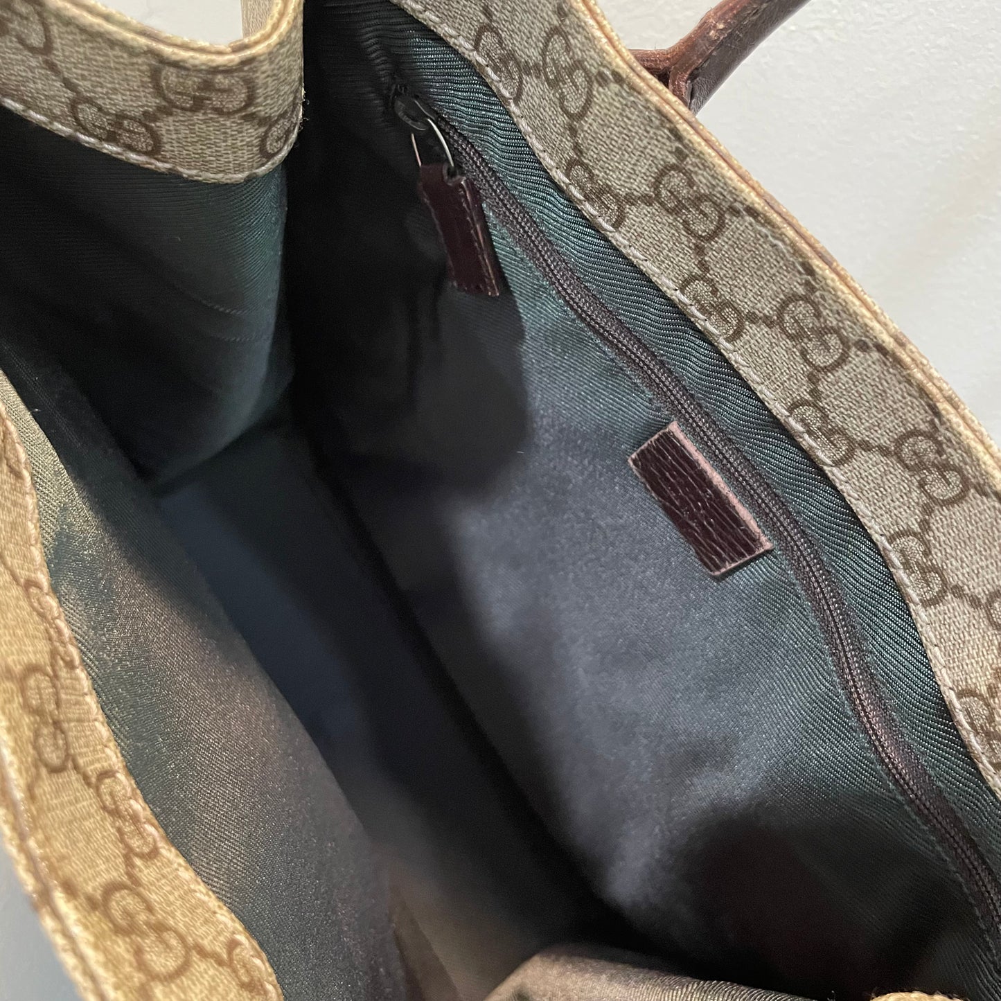 SOLD! Gucci Tote