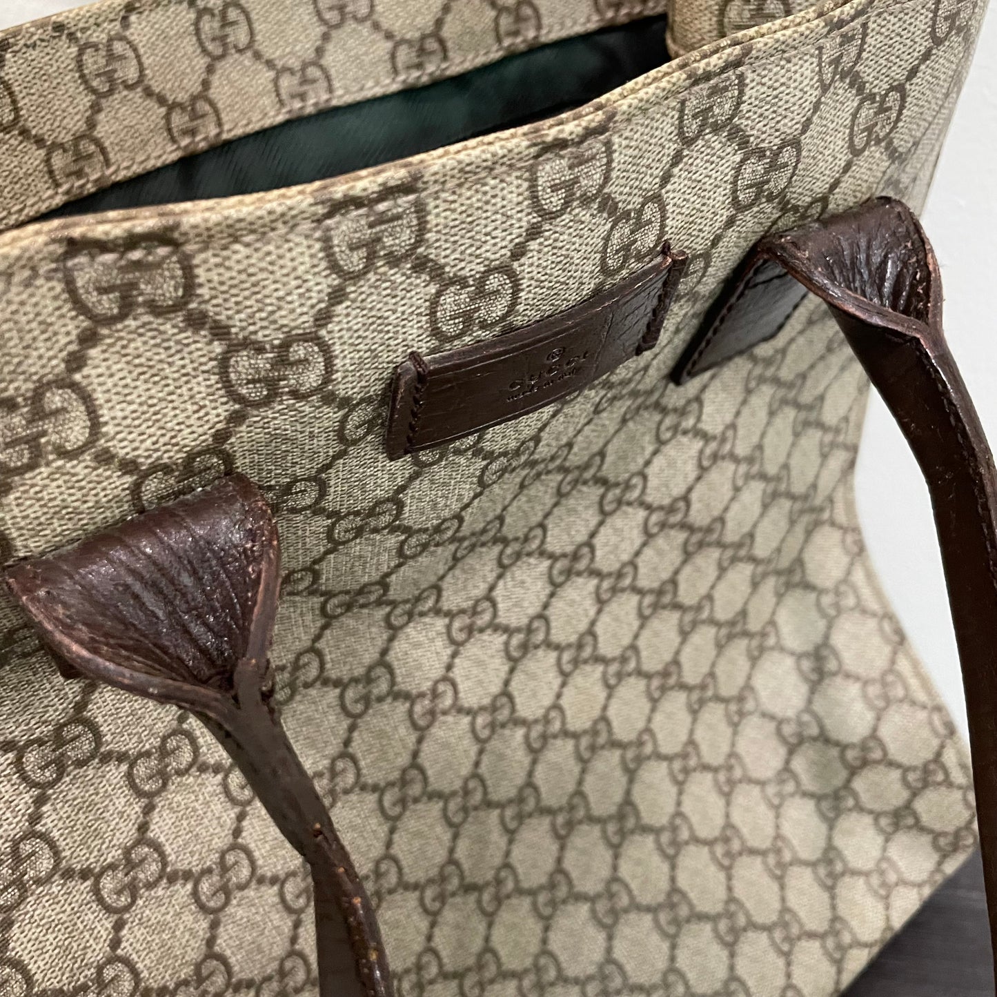 SOLD! Gucci Tote