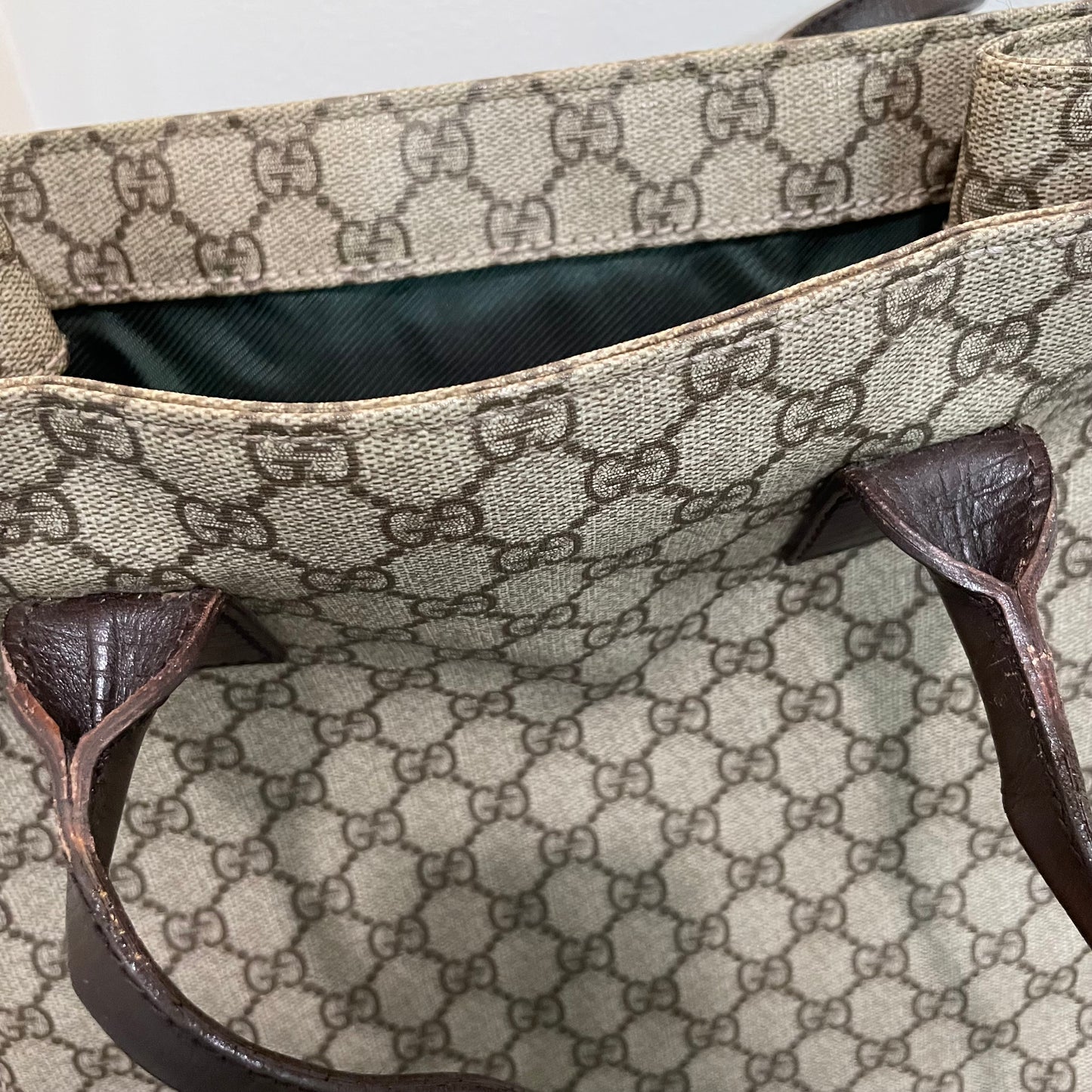 SOLD! Gucci Tote
