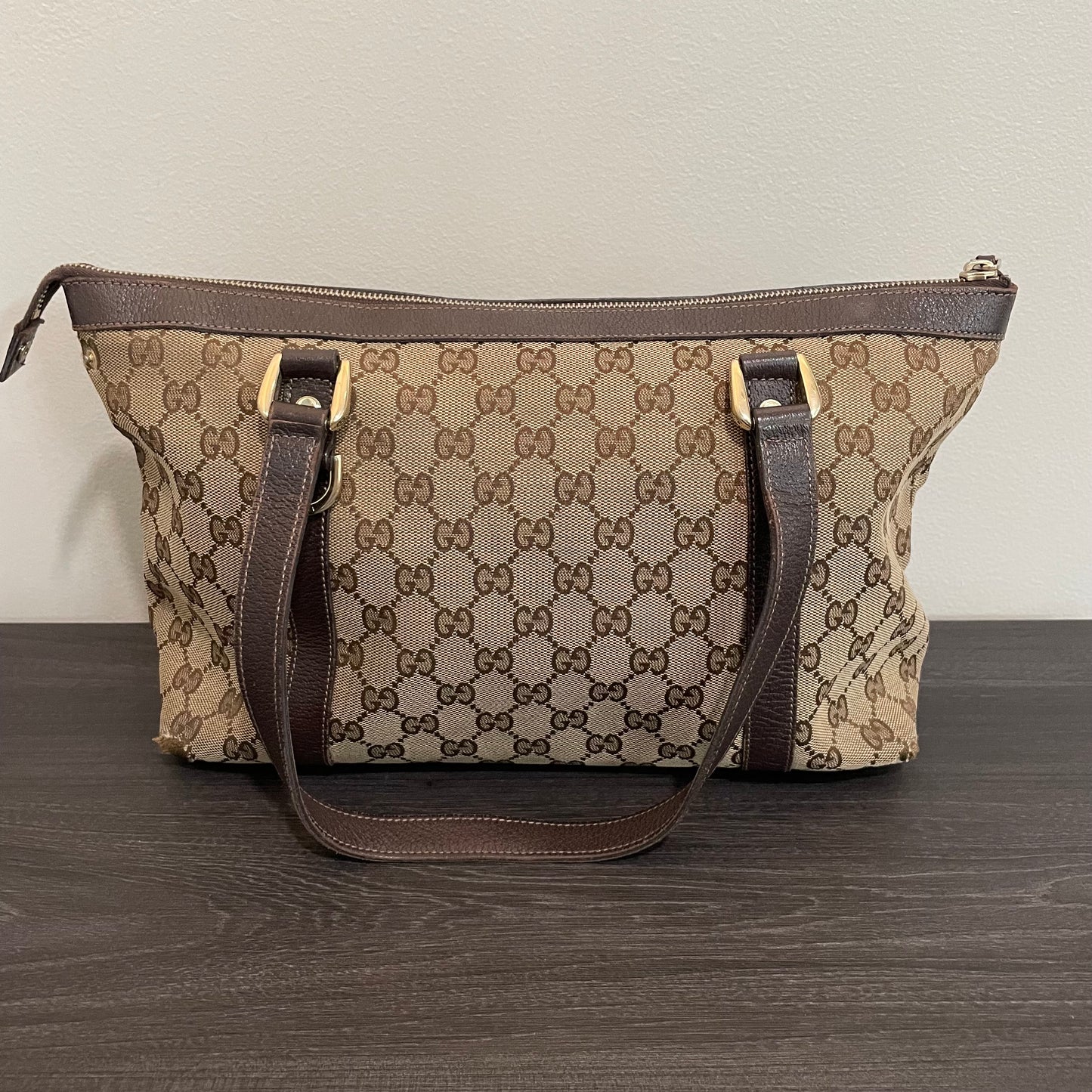 SOLD! Gucci Tote