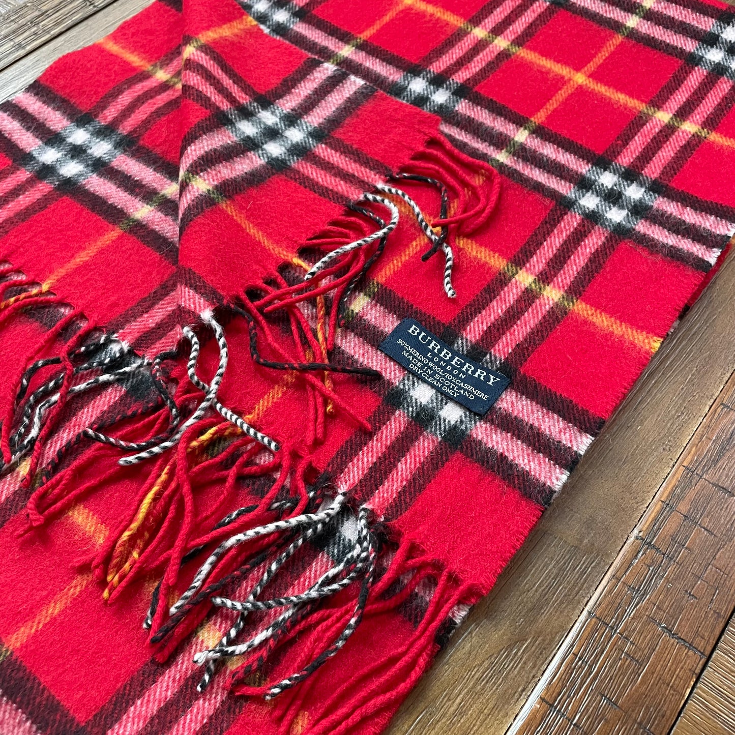 BURBERRY 90% Merino Wool 10% Cashmere Scarf Stole
