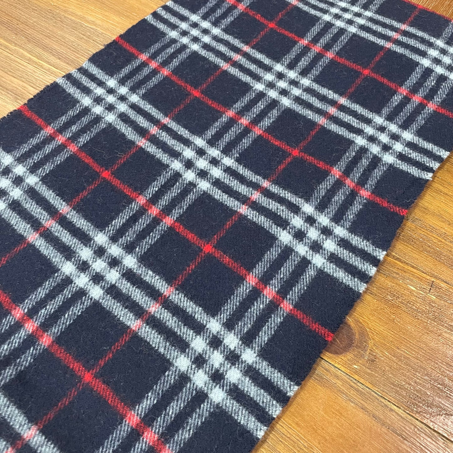 Vintage BURBERRYS Blue 100% Lambswool Scarf Stole