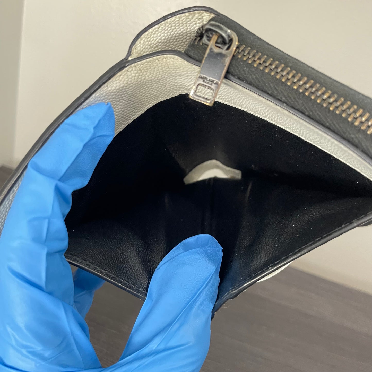 SAINT LAURENT Zippy Wallet